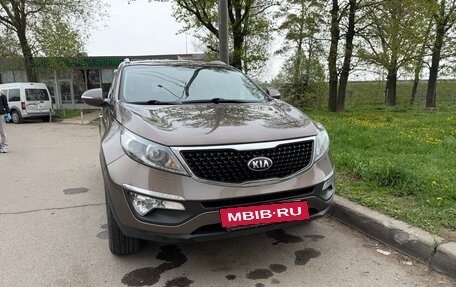 KIA Sportage III, 2015 год, 1 600 000 рублей, 2 фотография