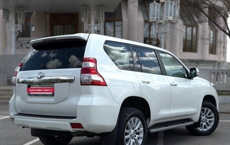 Toyota Land Cruiser Prado 150 рестайлинг 2, 2014 год, 3 650 000 рублей, 5 фотография