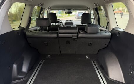 Toyota Land Cruiser Prado 150 рестайлинг 2, 2014 год, 3 650 000 рублей, 19 фотография