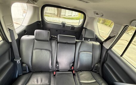 Toyota Land Cruiser Prado 150 рестайлинг 2, 2014 год, 3 650 000 рублей, 28 фотография