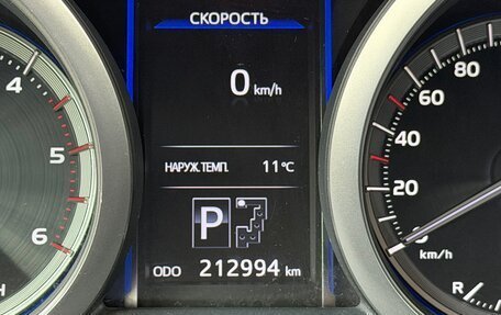 Toyota Land Cruiser Prado 150 рестайлинг 2, 2014 год, 3 650 000 рублей, 33 фотография