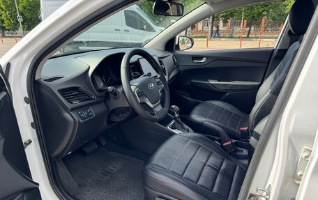 Hyundai Solaris II рестайлинг, 2021 год, 1 490 000 рублей, 9 фотография