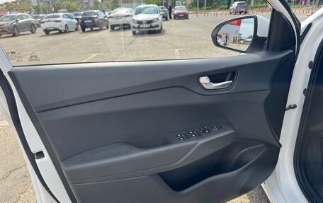 Hyundai Solaris II рестайлинг, 2021 год, 1 490 000 рублей, 10 фотография