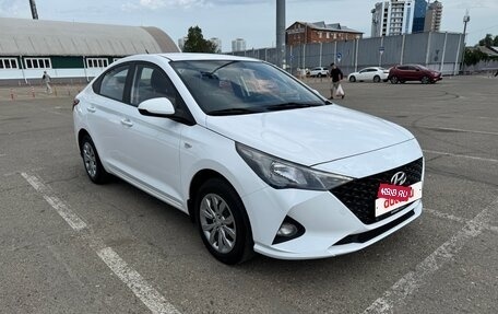 Hyundai Solaris II рестайлинг, 2021 год, 1 490 000 рублей, 3 фотография