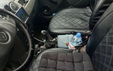 Renault Logan I, 2014 год, 250 000 рублей, 4 фотография