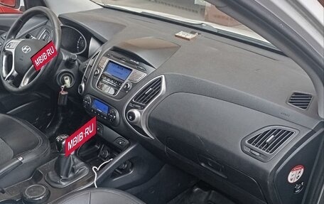 Hyundai ix35 I рестайлинг, 2013 год, 1 040 000 рублей, 7 фотография