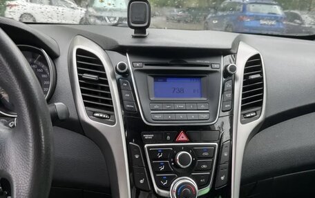 Hyundai i30 II рестайлинг, 2014 год, 1 000 000 рублей, 7 фотография