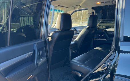 Mitsubishi Pajero IV, 2012 год, 2 000 000 рублей, 4 фотография