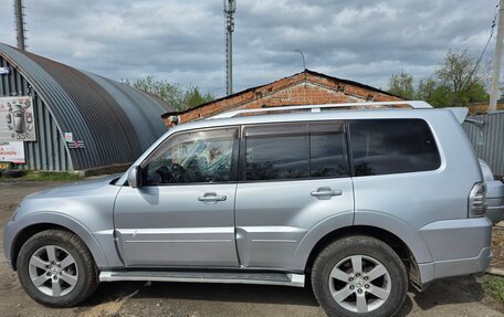 Mitsubishi Pajero IV, 2007 год, 1 450 000 рублей, 2 фотография