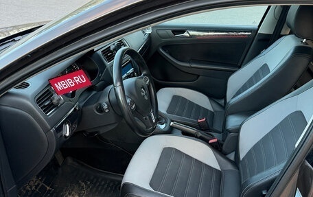 Volkswagen Jetta VI, 2011 год, 1 100 000 рублей, 11 фотография