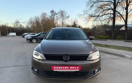 Volkswagen Jetta VI, 2011 год, 1 100 000 рублей, 5 фотография