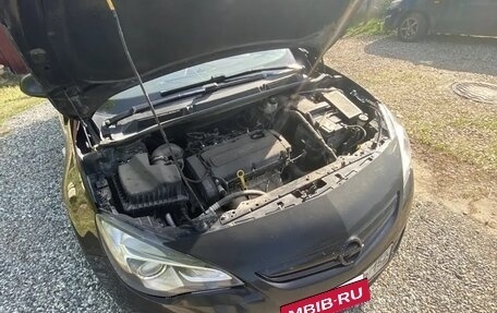 Opel Astra J, 2012 год, 800 000 рублей, 13 фотография
