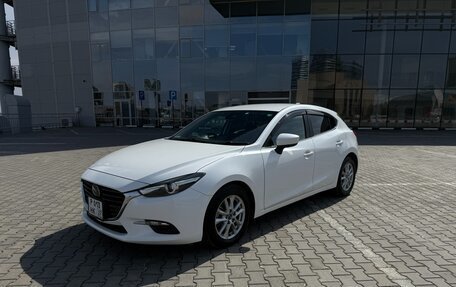 Mazda Axela, 2016 год, 1 260 000 рублей, 4 фотография
