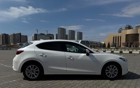 Mazda Axela, 2016 год, 1 260 000 рублей, 14 фотография