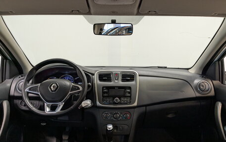 Renault Logan II, 2022 год, 900 000 рублей, 14 фотография