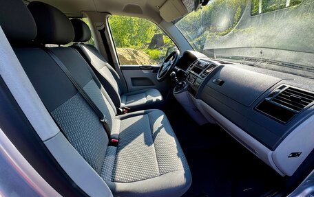 Volkswagen Caravelle T5, 2013 год, 1 970 000 рублей, 11 фотография
