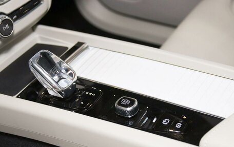 Volvo XC60 II, 2025 год, 8 900 000 рублей, 2 фотография