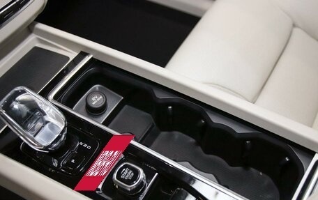 Volvo XC60 II, 2025 год, 8 900 000 рублей, 3 фотография