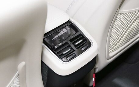 Volvo XC60 II, 2025 год, 8 900 000 рублей, 8 фотография