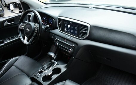 KIA Sportage IV рестайлинг, 2020 год, 1 900 000 рублей, 15 фотография
