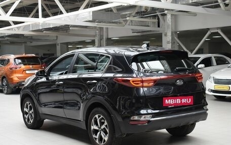KIA Sportage IV рестайлинг, 2020 год, 1 900 000 рублей, 5 фотография