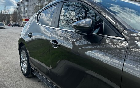 Mazda 3, 2021 год, 1 600 000 рублей, 9 фотография