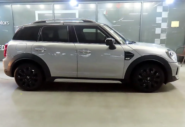 MINI Countryman II (F60), 2023 год, 2 250 000 рублей, 3 фотография