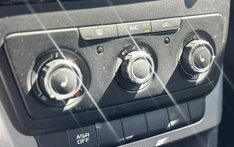Skoda Yeti I рестайлинг, 2017 год, 1 380 000 рублей, 15 фотография