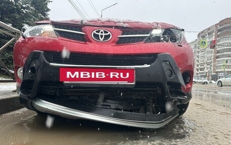 Toyota RAV4, 2015 год, 1 900 000 рублей, 6 фотография