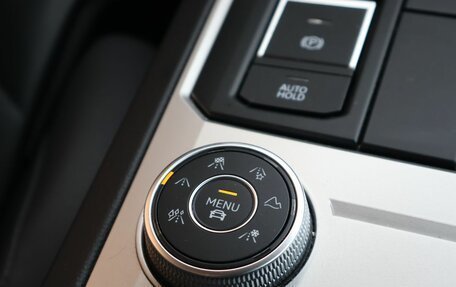Volkswagen Touareg III, 2021 год, 6 500 000 рублей, 28 фотография