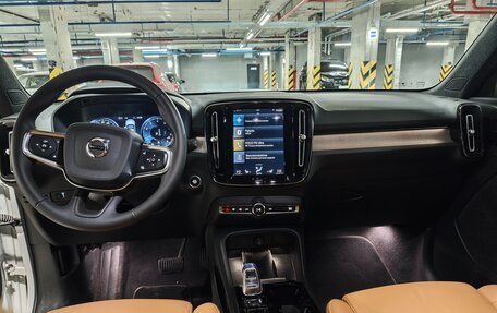 Volvo XC40 I, 2022 год, 4 100 000 рублей, 13 фотография
