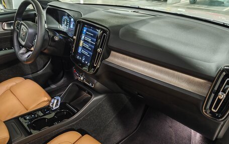 Volvo XC40 I, 2022 год, 4 100 000 рублей, 9 фотография