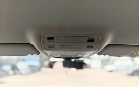 Volkswagen Passat B8 рестайлинг, 2021 год, 3 100 000 рублей, 10 фотография