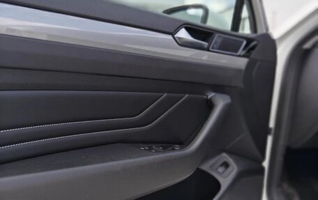 Volkswagen Passat B8 рестайлинг, 2021 год, 3 100 000 рублей, 14 фотография