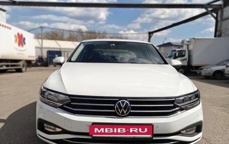 Volkswagen Passat B8 рестайлинг, 2021 год, 3 100 000 рублей, 16 фотография