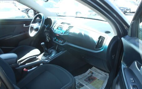 KIA Sportage III, 2010 год, 1 200 000 рублей, 12 фотография