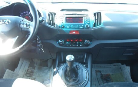 KIA Sportage III, 2010 год, 1 200 000 рублей, 11 фотография