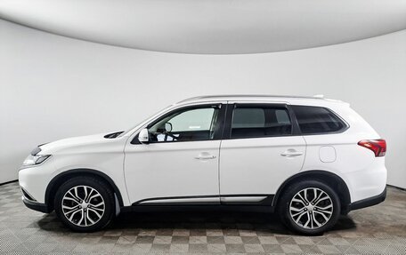 Mitsubishi Outlander III рестайлинг 3, 2017 год, 1 760 000 рублей, 8 фотография