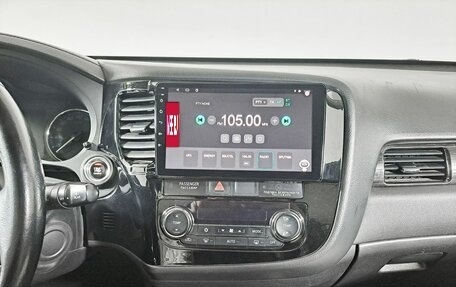 Mitsubishi Outlander III рестайлинг 3, 2017 год, 1 760 000 рублей, 15 фотография