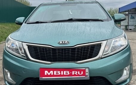 KIA Rio III рестайлинг, 2012 год, 785 000 рублей, 2 фотография