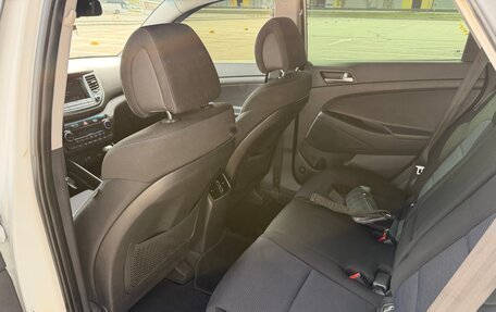 Hyundai Tucson III, 2016 год, 1 850 000 рублей, 11 фотография