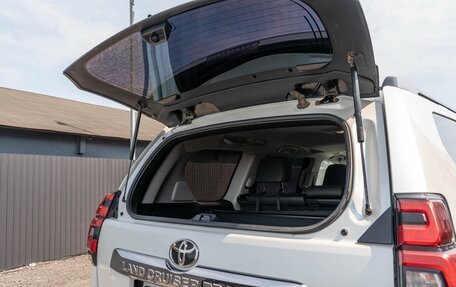 Toyota Land Cruiser Prado 150 рестайлинг 2, 2018 год, 4 800 000 рублей, 32 фотография