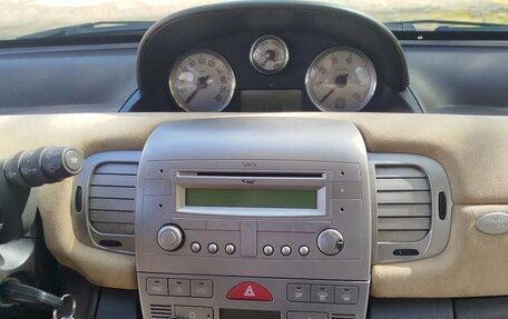 Lancia Ypsilon II (Type 843) рестайлинг, 2008 год, 450 000 рублей, 9 фотография