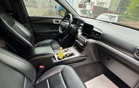 Ford Explorer VI, 2019 год, 3 590 000 рублей, 8 фотография