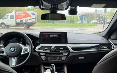 BMW 5 серия, 2021 год, 5 900 000 рублей, 7 фотография