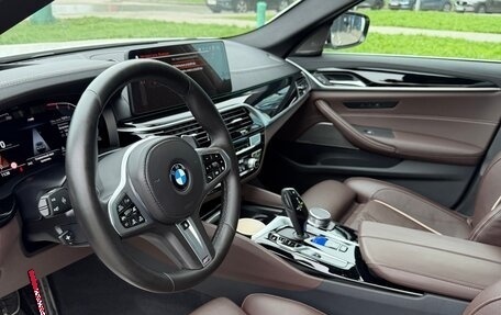 BMW 5 серия, 2021 год, 5 900 000 рублей, 6 фотография