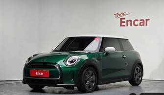 MINI Hatch F55/F56 рестайлинг, 2022 год, 1 955 000 рублей, 1 фотография