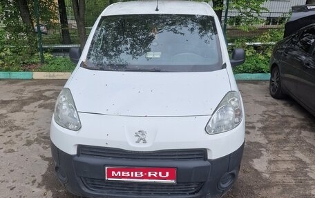 Peugeot Partner II рестайлинг 2, 2013 год, 300 000 рублей, 1 фотография