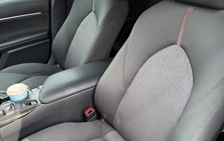 Toyota Camry, 2019 год, 2 670 000 рублей, 8 фотография