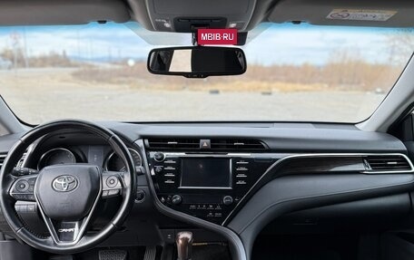 Toyota Camry, 2019 год, 2 670 000 рублей, 7 фотография